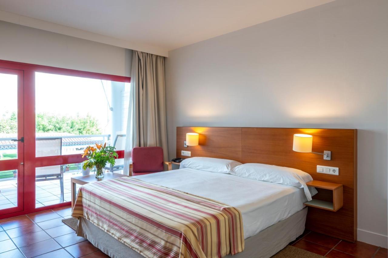 De (adults Only) Hotel 4*