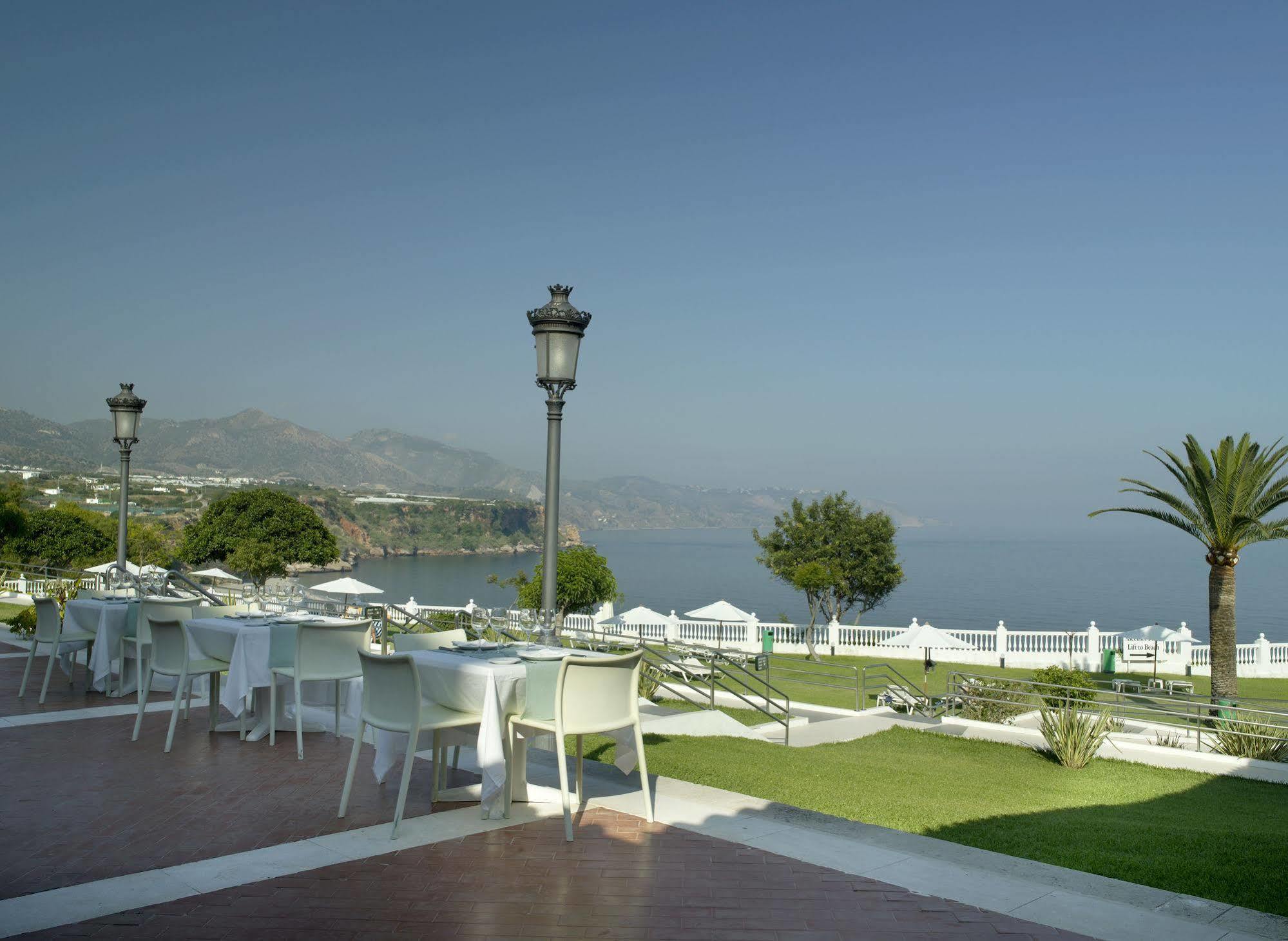 De (adults Only) 4*