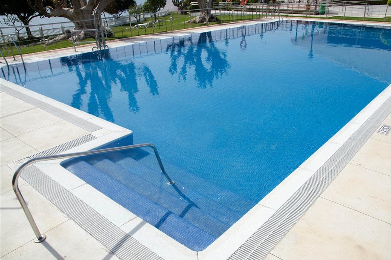 De (adults Only) Hotel 4*
